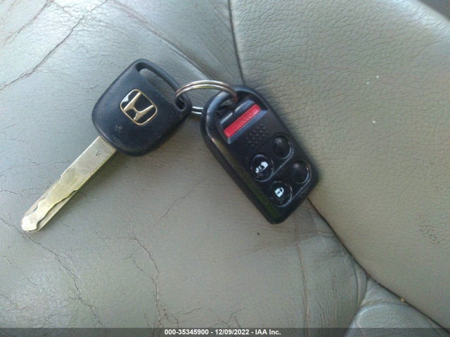 2006 HONDA ODYSSEY EX-L VIN: 5FNRL38686B092574