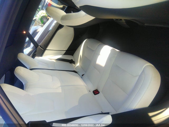 2020 Tesla Model S, VIN: 5YJSA1E21LF369445