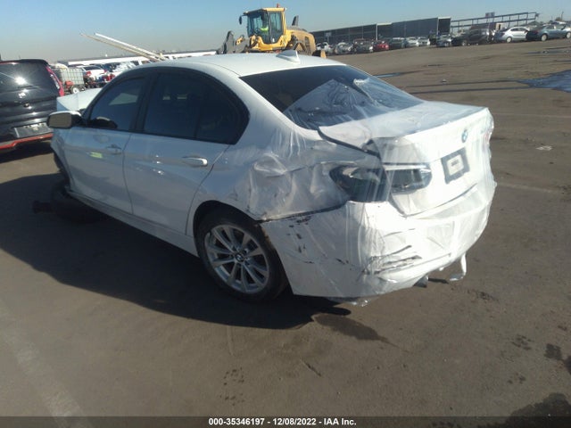BMW 3 Series 320i 2018 WBA8E1G56JNU93678 Image 3