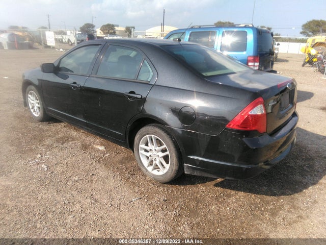 2011 FORD FUSION S VIN: 3FAHP0GA9BR328958