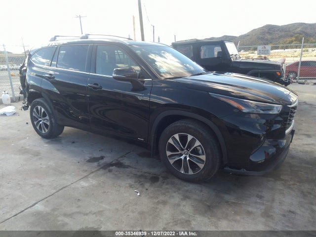 2022 Toyota Highlander, VIN: 5TDHBRCH4NS553449