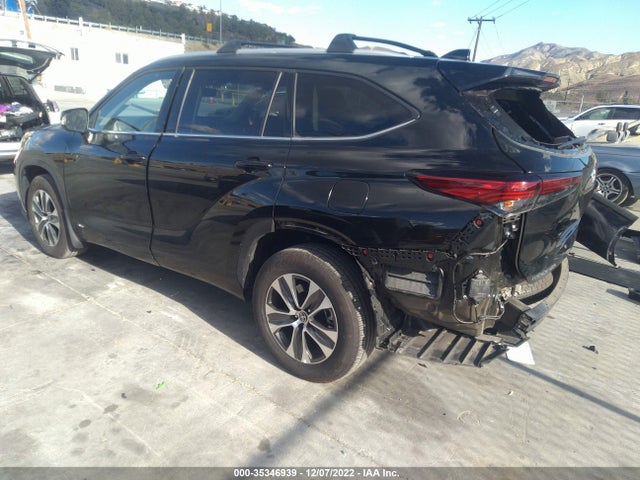 2022 Toyota Highlander, VIN: 5TDHBRCH4NS553449