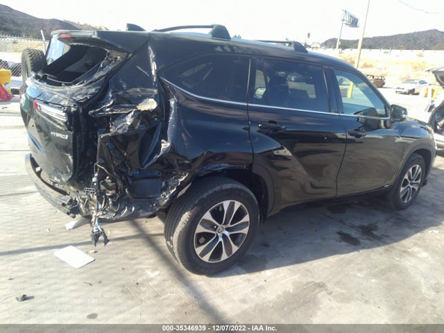 2022 Toyota Highlander, VIN: 5TDHBRCH4NS553449