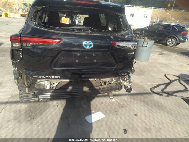 2022 Toyota Highlander, VIN: 5TDHBRCH4NS553449