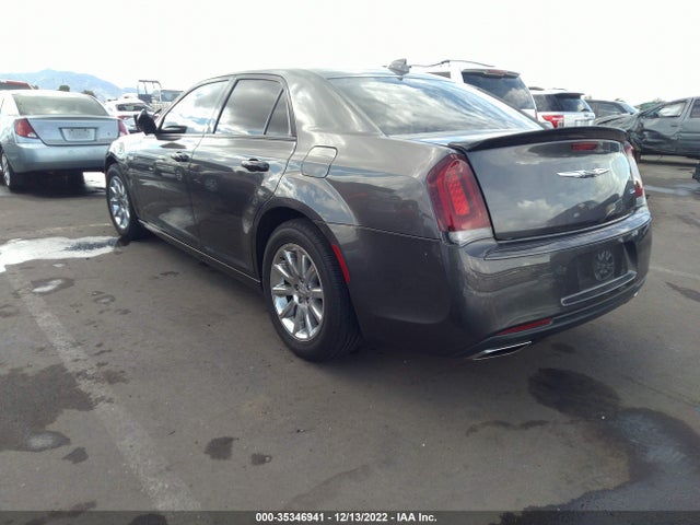 2C3CCAAG8JH331772 Chrysler 300 Touring