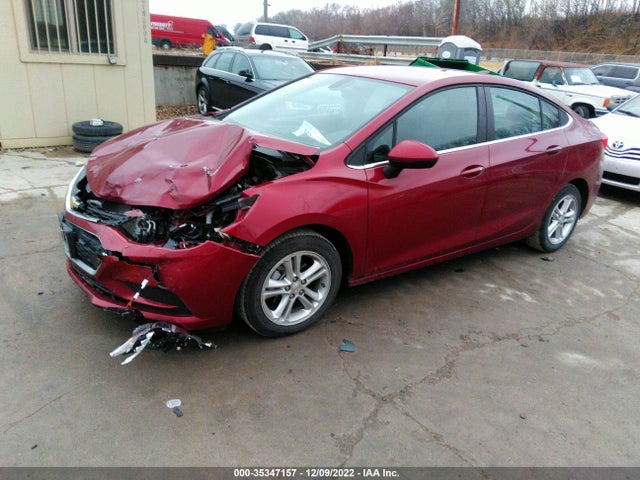 Chevrolet CRUZE LT 2018 1G1BE5SM8J7123019 Image 2