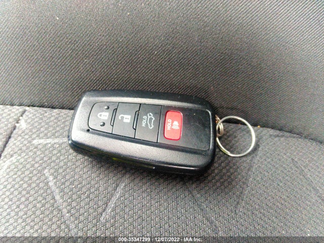 2022 Toyota RAV4, VIN: 2T3W1RFV0NW217954