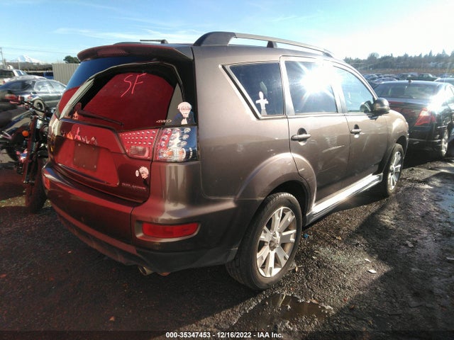 JA4JT3AW5DU020110 Mitsubishi Outlander Se