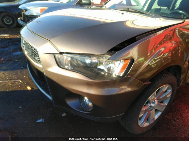 JA4JT3AW5DU020110 Mitsubishi Outlander Se