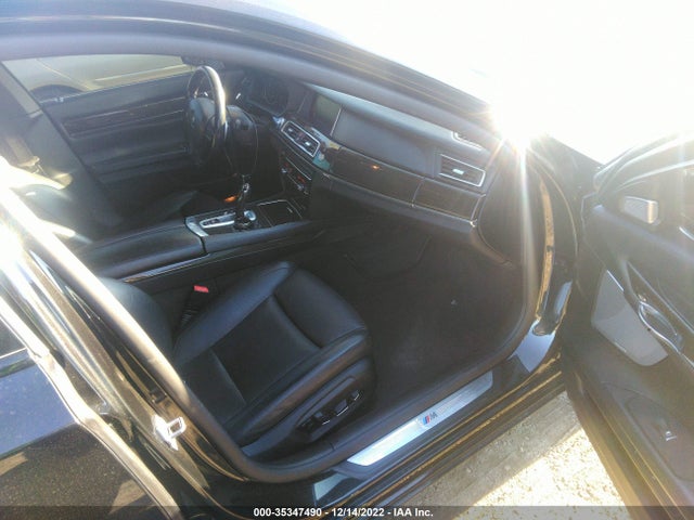 2015 BMW 7 Series, VIN: WBAYE8C50FD781191