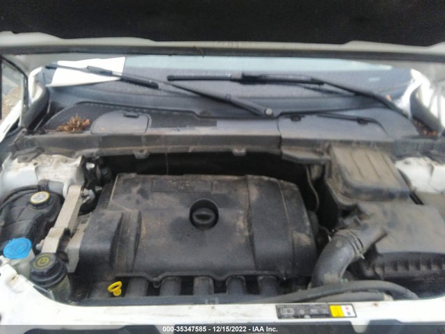 SALFR2BN3BH270230 Land Rover LR2 HSE