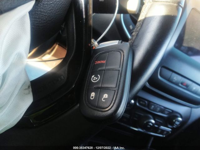 1C4PJLLB8MD173872 Jeep Cherokee Altitude
