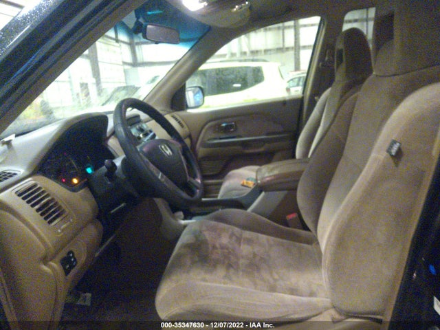 2005 HONDA PILOT EX VIN: 2HKYF18475H565368