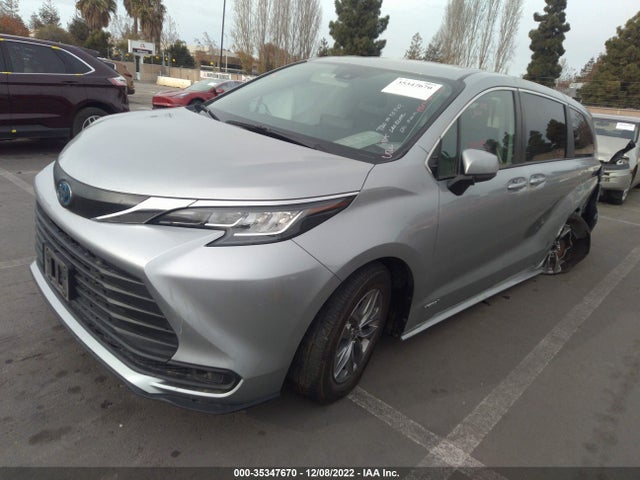 2021 Toyota Sienna, VIN: 5TDKRKEC2MS029578