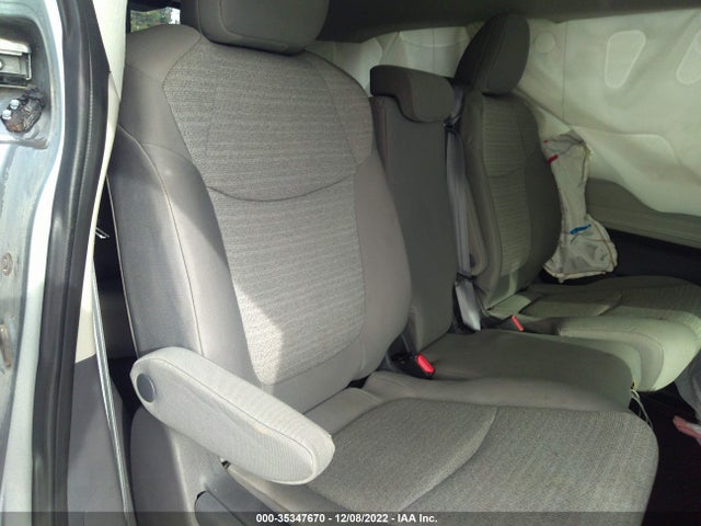 2021 Toyota Sienna, VIN: 5TDKRKEC2MS029578
