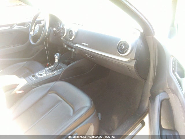 2019 Audi A3, VIN: WAUAUGFF1KA115651