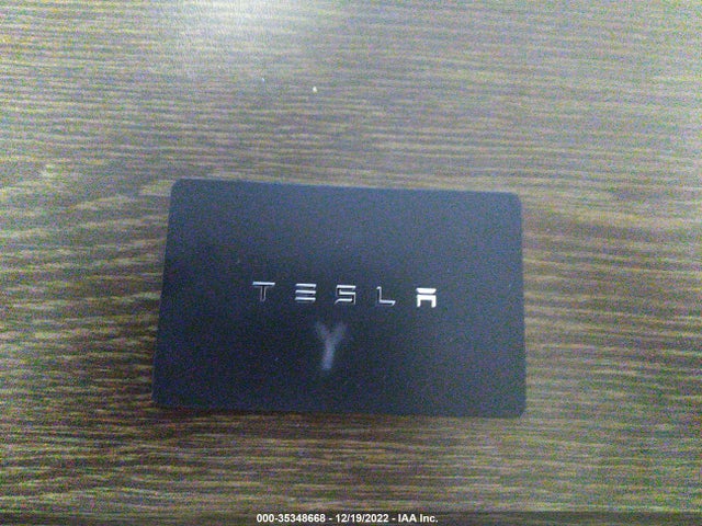Tesla Model Y 2020 5YJYGDEF6LF013974 Image 3