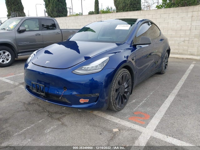Tesla Model Y 2020 5YJYGDEF6LF013974 Image 2