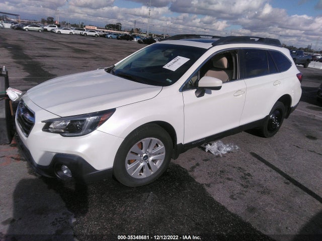 Subaru Outback 2018 4S4BSADC4J3293944 Image 2