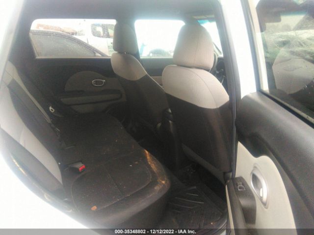 KNDJN2A27H7428815 KIA Soul Base