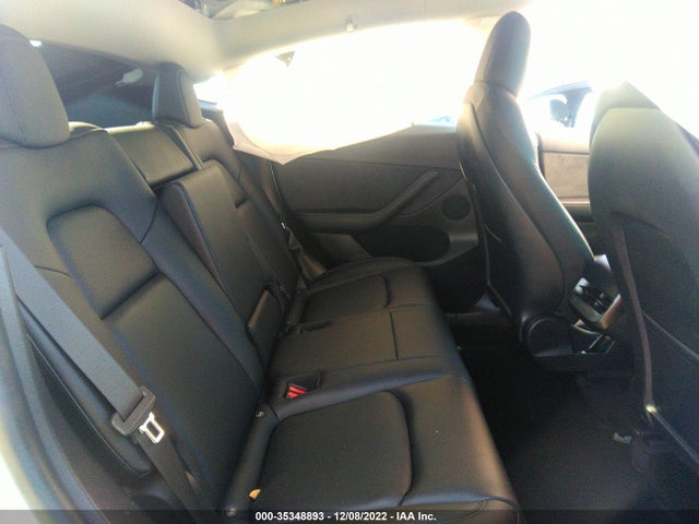 Tesla Model Y Long Range 2022 7SAYGDEE1NF367561 Image 8