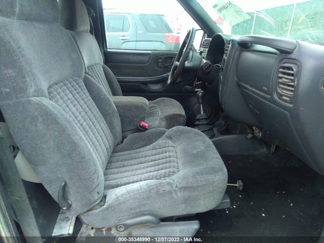 2001 CHEVROLET S-10 LS VIN: 1GCCS145518106983
