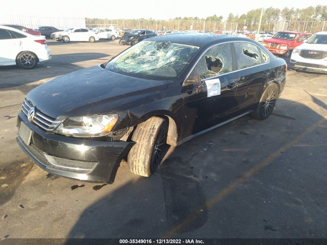 Volkswagen Passat 2012 1VWBP7A38CC011270 Image 2