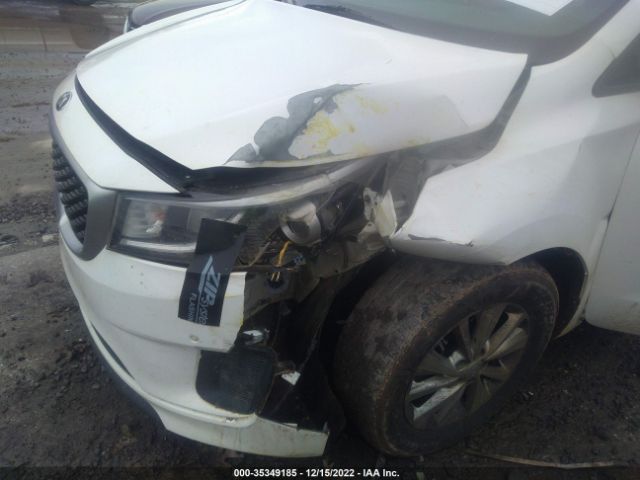 KNDMB5C14H6328771 KIA SEDONA LX