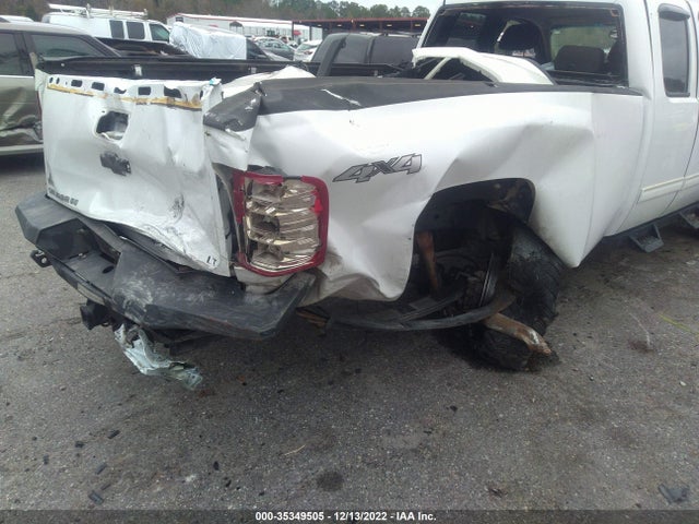 2011 CHEVROLET SILVERADO 2500HD LT VIN: 1GC2KXCG5BZ258369