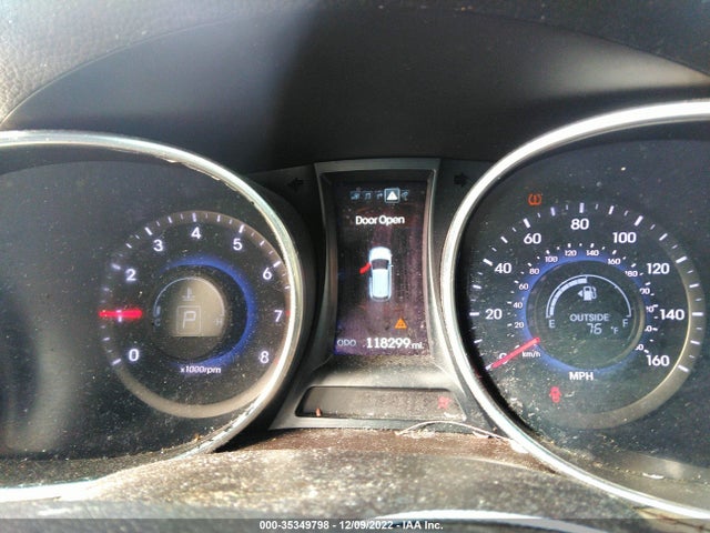 2015 HYUNDAI SANTA FE SPORT VIN: 5XYZU3LB8FG251913
