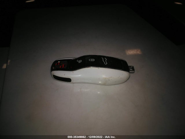 2014 Porsche Cayenne, VIN: WP1AF2A25ELA42831