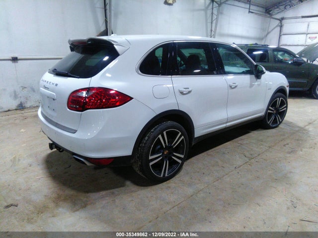 2014 Porsche Cayenne, VIN: WP1AF2A25ELA42831
