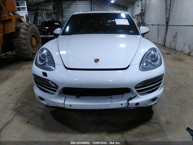 2014 Porsche Cayenne, VIN: WP1AF2A25ELA42831