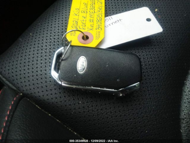 3KPF44AC4ME329683 KIA FORTE GT