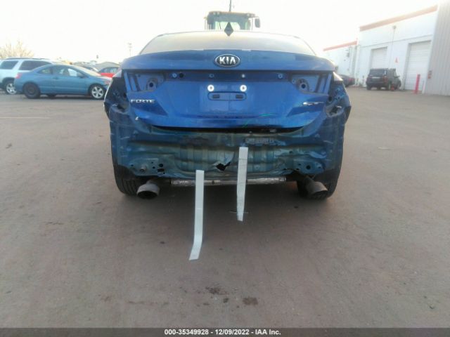 3KPF44AC4ME329683 KIA FORTE GT