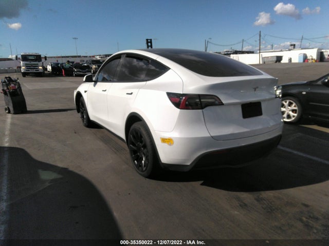 Tesla Model Y 2022 7SAYGDEE3NF325635 Image 3