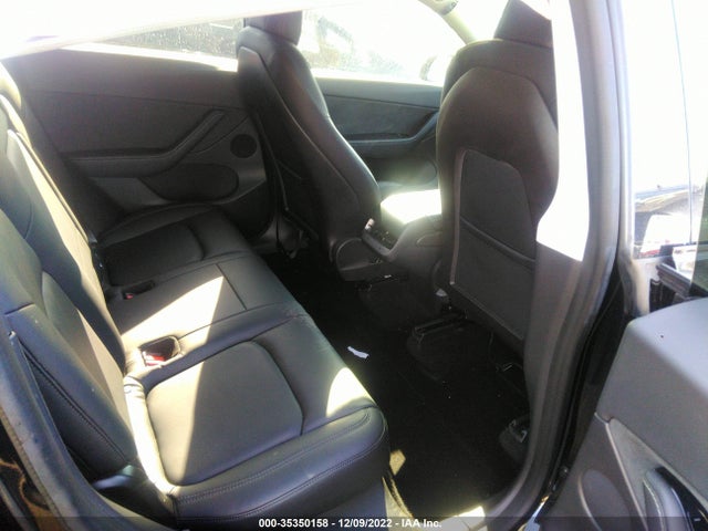 Tesla Model Y 2020 5YJYGDEE4LF018176 Image 9