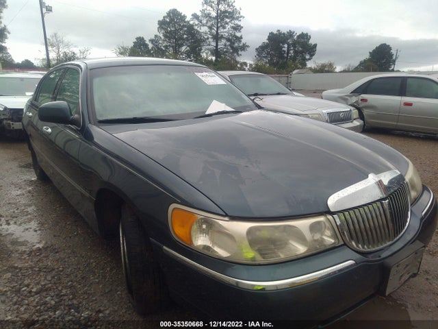 Lincoln Town Car Executive 1998 1LNFM81WXWY713641 головне зображення