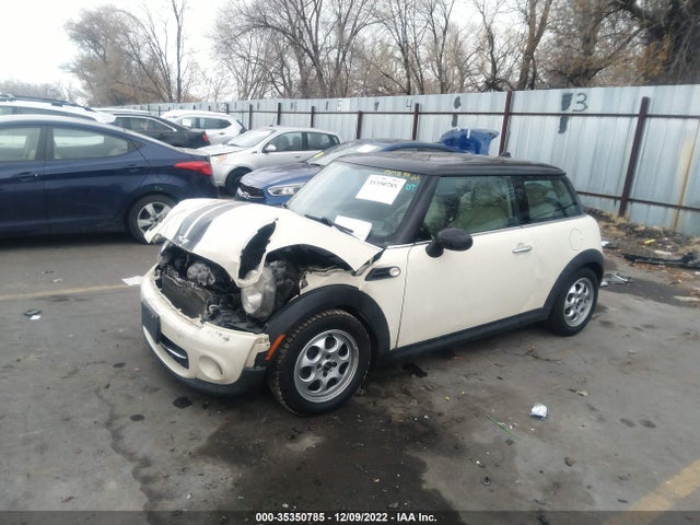 Mini COOPER HARDTOP 2011 WMWSU3C56BT096222 Image 2