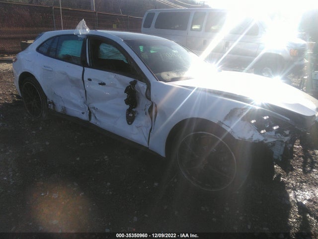 2018 Porsche Panamera, VIN: WP0CA2A76JL181137