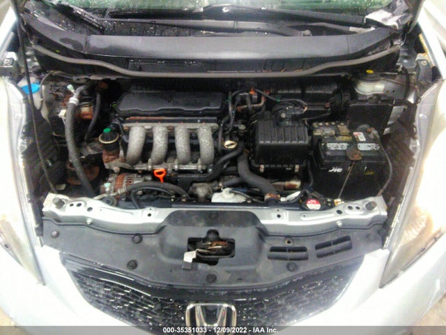 2012 HONDA FIT VIN: JHMGE8H36CC040792