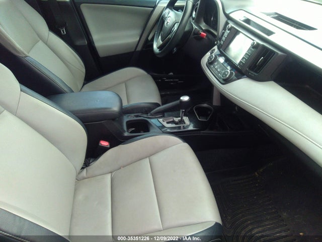2016 Toyota RAV4, VIN: 2T3YFREV2GW242403