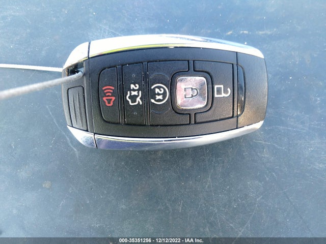 Lincoln Continental 2019 1LN6L9UK6K5607653 Image 3