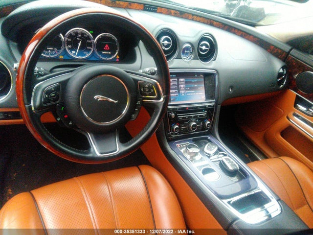 SAJWA2GB3CLV24435 Jaguar Xj Xjl