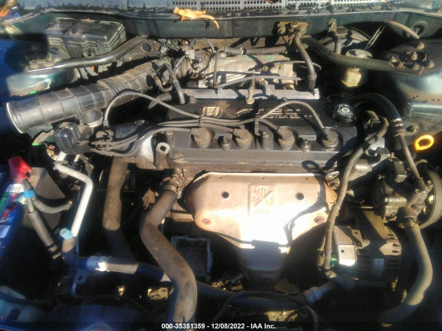 2001 HONDA ACCORD SDN VP VIN: 1HGCF86631A085936