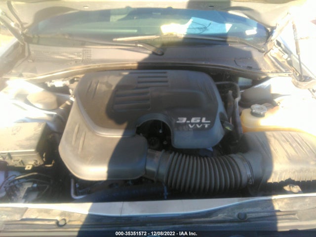 2C3CCAAG0KH723047 Chrysler 300 Touring