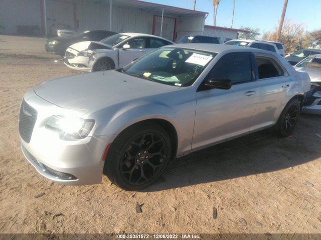 2C3CCAAG0KH723047 Chrysler 300 Touring