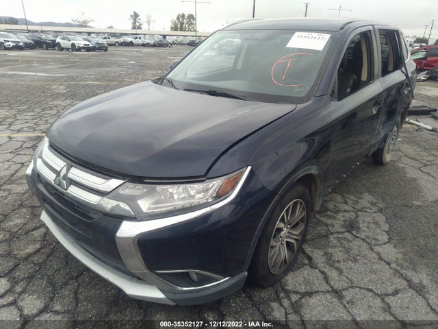 JA4AD3A3XJJ005747 Mitsubishi Outlander Se/sel/le