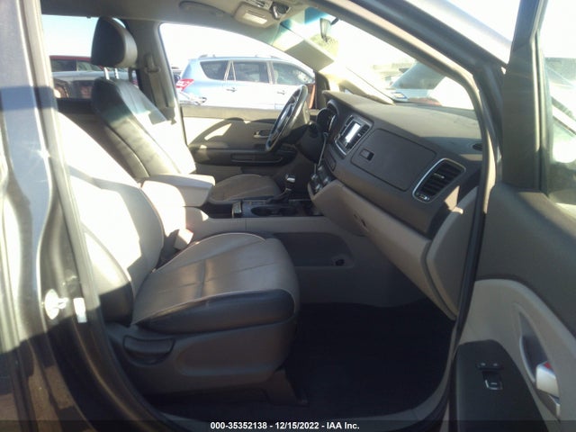 2017 Kia Sedona, VIN: KNDMB5C19H6260337
