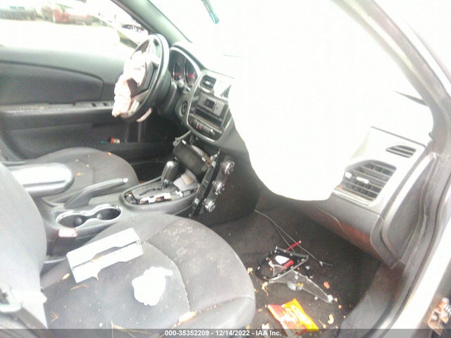 1C3CCBBB6DN714680 Chrysler 200 Touring